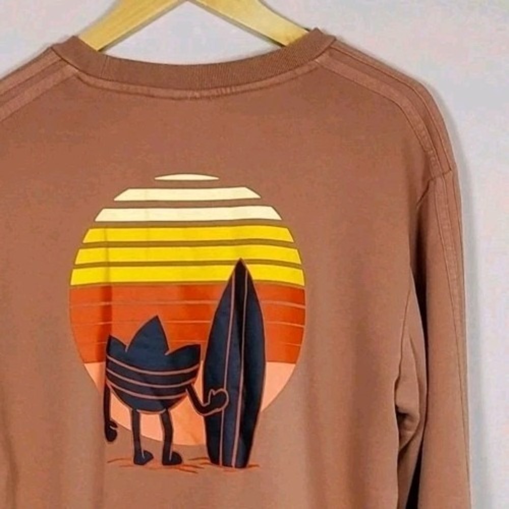 adidas Men's Graphic Planet Crewneck Sweatshirt Clay Strata Size M IC8863